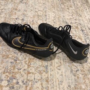 Nike Tiempo Legend 9 Elite FG Soccer Cleats Size 6.5